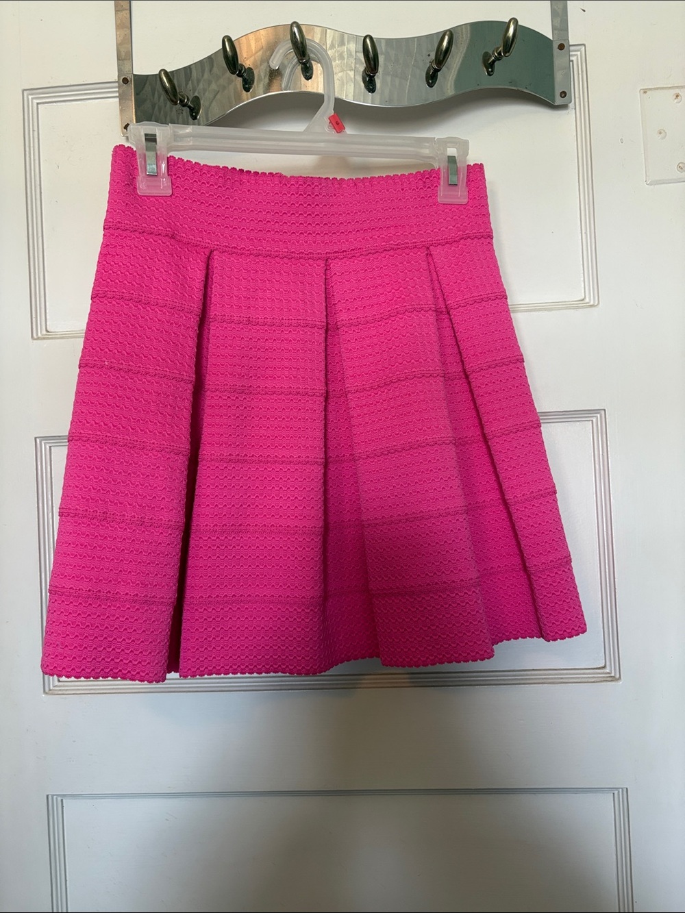 Ginger G Bright Pink Pleated Women’s Mini Skirt Size L